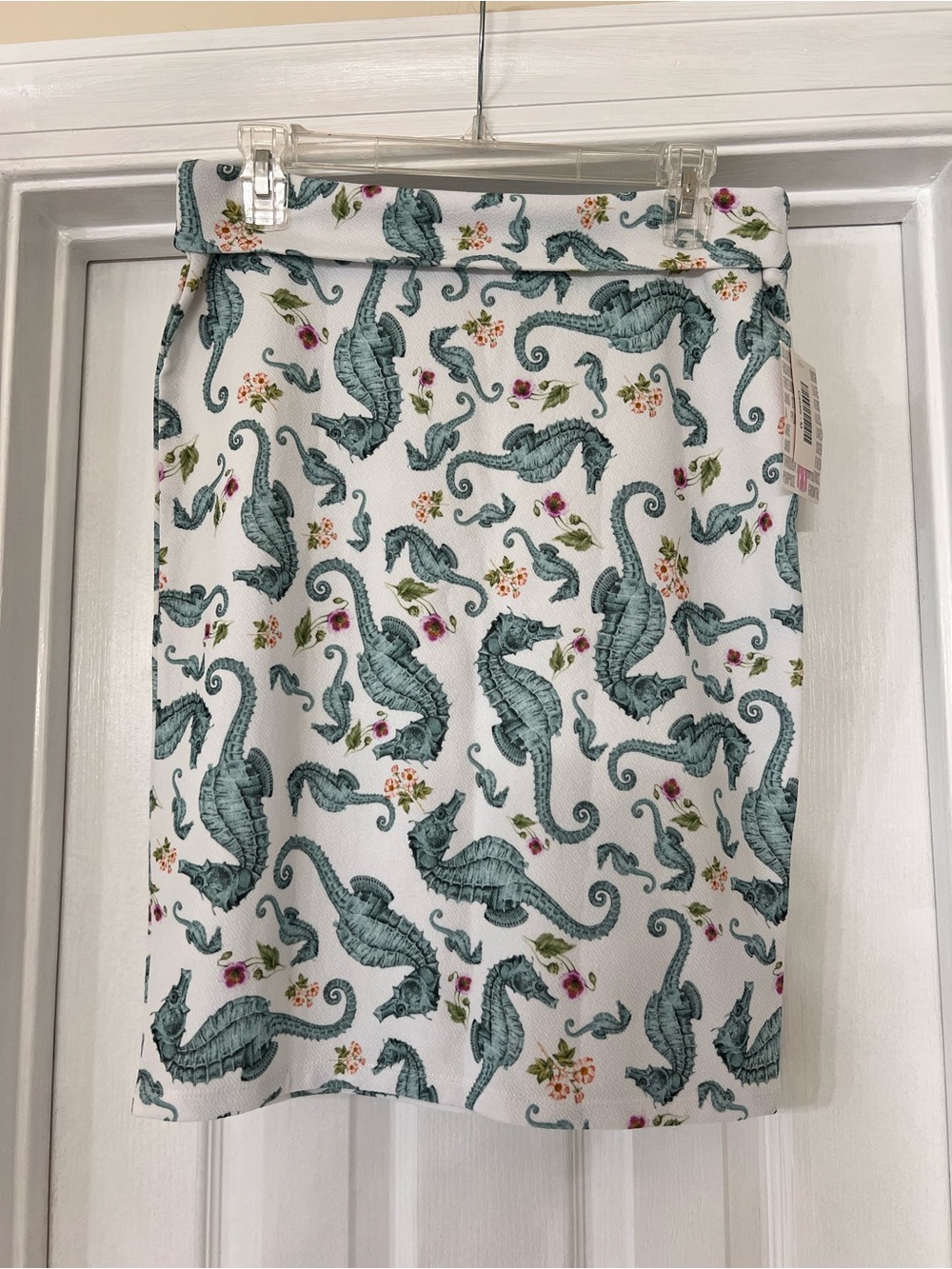 LuLaRoe Cassie Pencil Skirt Size Medium M NWT Seahorse Coastal Print